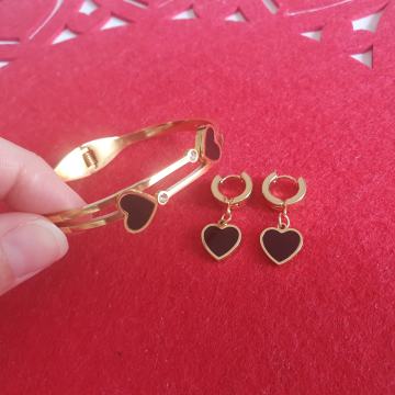 Set kirurški čelik pozlaćen narukvica i naušnice crno srce