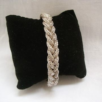 SREBRNA NARUKVICA PETENA  1900-1920