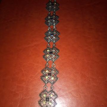 Stara narukvica - BIŽUTERIJA