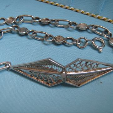 Srebrna filigranska narukvica - zbirka tradicijski nakit