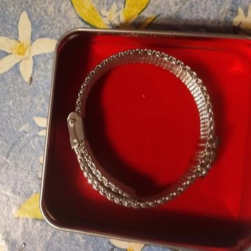 Uikrasna narukvica SY Novo