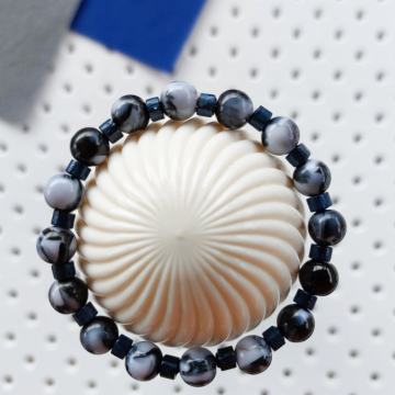 Unikatna handmade narukvica