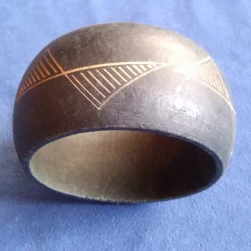 VINTAGE DRVENA NARUKVICA