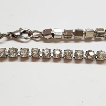 ŽENSKA METALNA NARUKVICA