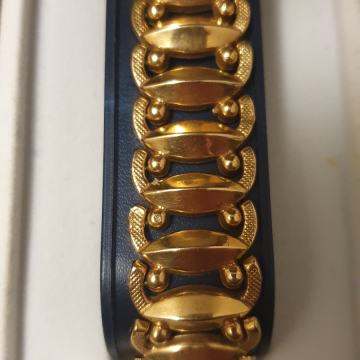 ženska narukvica 18 k iz 60-ih  godina