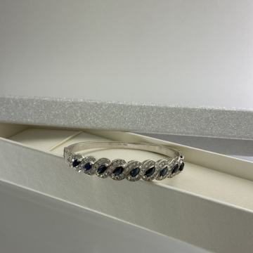 ZLATNA NARUKVICA BRILJANTI SAFIRI