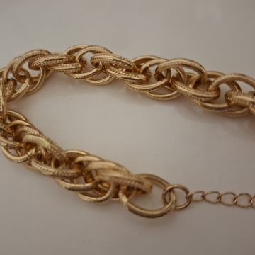 ZLATNA NARUKVICA - NOVO