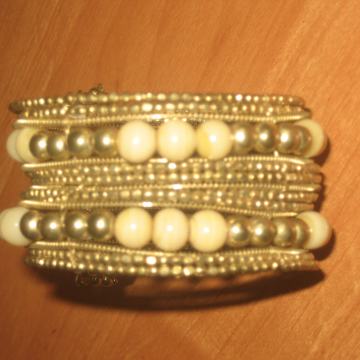 ZLATNA NARUKVICA - NOVA