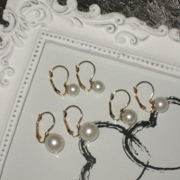 NOVE BISERNE NAUŠNICE  RAZLIČITIH VELIČINA