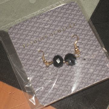 NOVE CRNO - ZLATNE NAUŠNICE