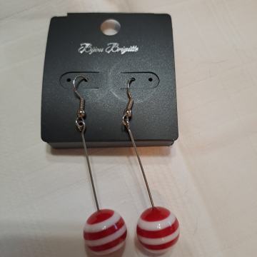 Crveno bijele nausnice