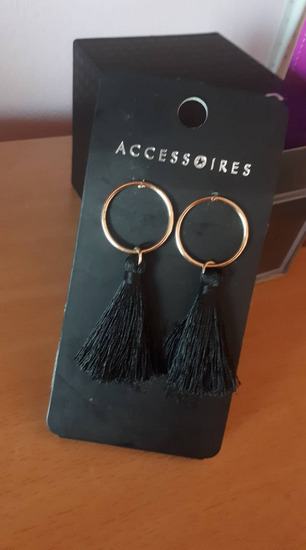 H&M CRNE NAUŠNICE - NOVO