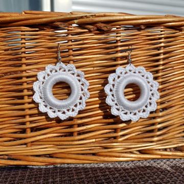 Heklane naušnice - model čipka