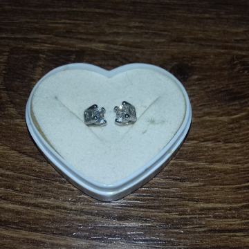 Male srebrne naušnice sa bijelim kamenom 925, manje od 1g