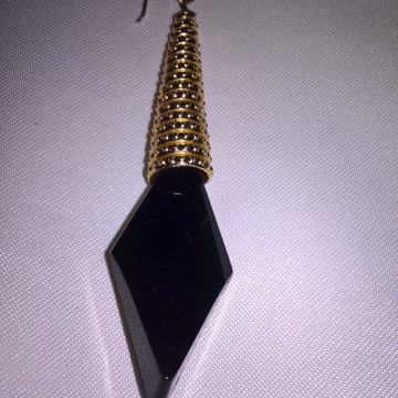 NAUŠNICA ZA JEDNO UHO