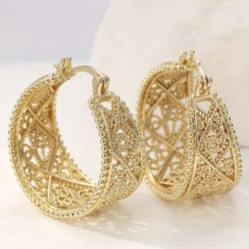 NAUŠNICE ALKE BOJA ZLATA  - NOVO