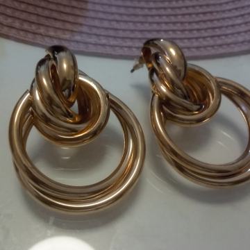 NAUŠNICE - BOJA ZLATA - NOVO