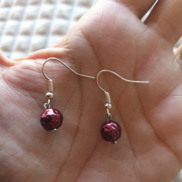 Naušnice bordo perlice