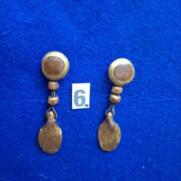 NAUŠNICE. Br-6. Smeđe papuče-lopatice. Mob