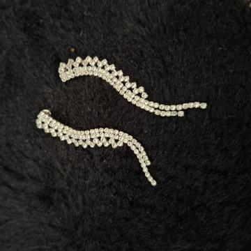 NAUŠNICE S CIRKONIMA - NOVO