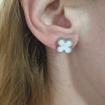 Naušnice kirurški čelik djetelina bijele