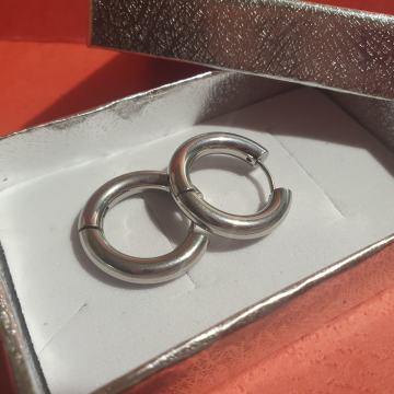 Naušnice kirurški čelik okrugle šire