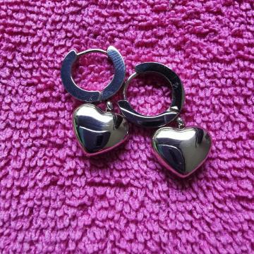 Naušnice, kirurški čelik, nove!