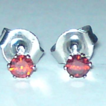 NAUŠNICE KIRURŠKI ČELIK,CIRKONI MALI