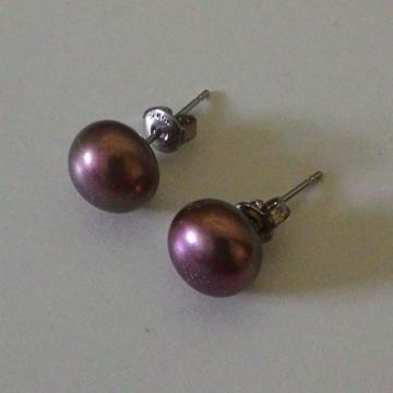 Naušnice od prirodnih crnih bisera