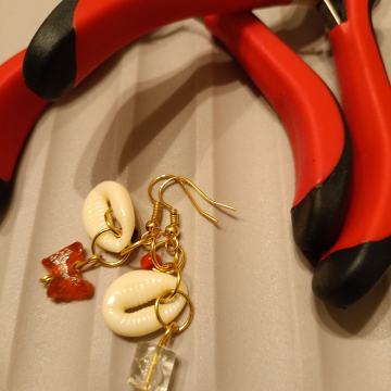 naušnice ručni rad unikat,kauri školjka