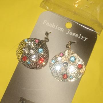 NOVE ŠARENE NAUŠNICE