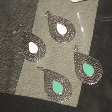 NOVE NAUŠNICE - NEW YORKER