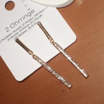 NOVE ZLATNE NAUŠNICE S CIRKONIMA