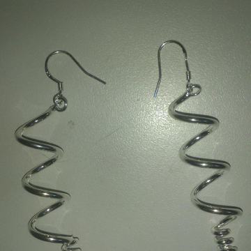 Naušnice ženske srebrne - oznaka 925 - model 48