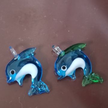 Plastične dječje naušnice plavi dupin - bižuterija