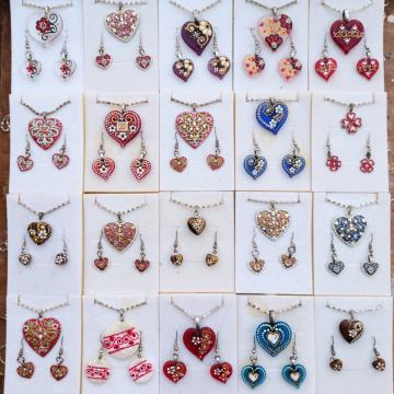 SET - Ogrlica i Naušnice - ručni rad