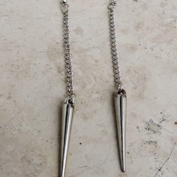 Spike viseće naušnice