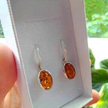 Nove srebrne jantar naušnice, 925