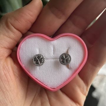 Srebrne naušnice s djetelinom i cirkonima, 925. Nove