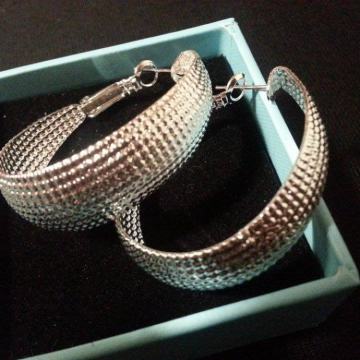 Srebrne naušnice, ringovi