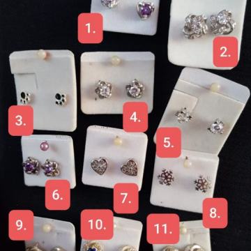 Srebrne naušnice na šaraf, različiti modeli