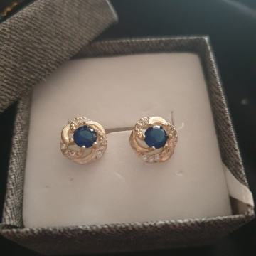 Srebrne naušnice na šaraf, žig 925, sa plavim kamenom