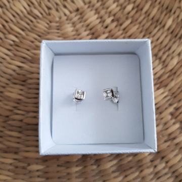 Srebrne naušnice