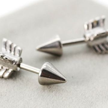 Srebrne naušnice strelice