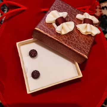 Srebrne naušnice sa swarowski kristalima - 350 kn