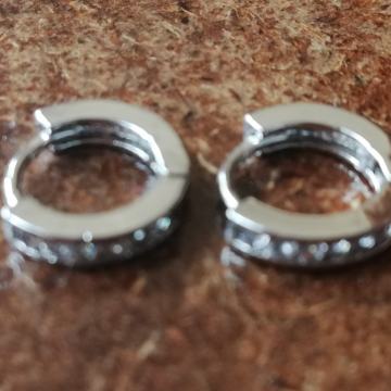 TANKE MUŠKE NAUŠNICE