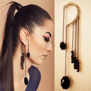 Viseća naušnica za jedno uho - NOVO