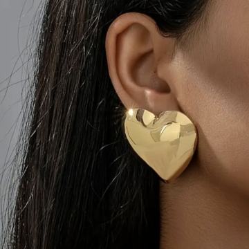 ZLATNE NAUŠNICE SRCE - NOVO