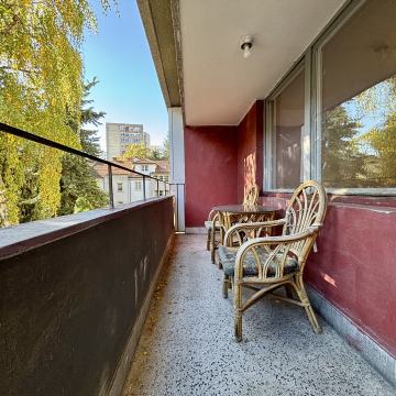 2-SOBAN STAN S BALKONOM I POGLEDOM NA ZELENILO (60 m2), MAKSIMIR, BLIZ