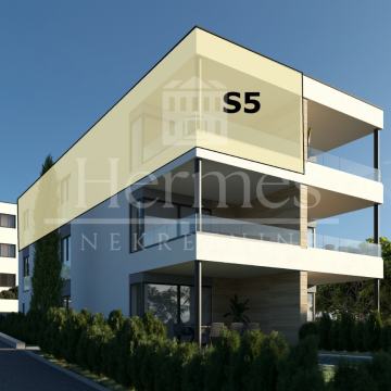 3-SOBNI PENTHOUSE S BALKONOM I POGLEDOM NA MORE - S5! NOVOGRADNJA, MAN